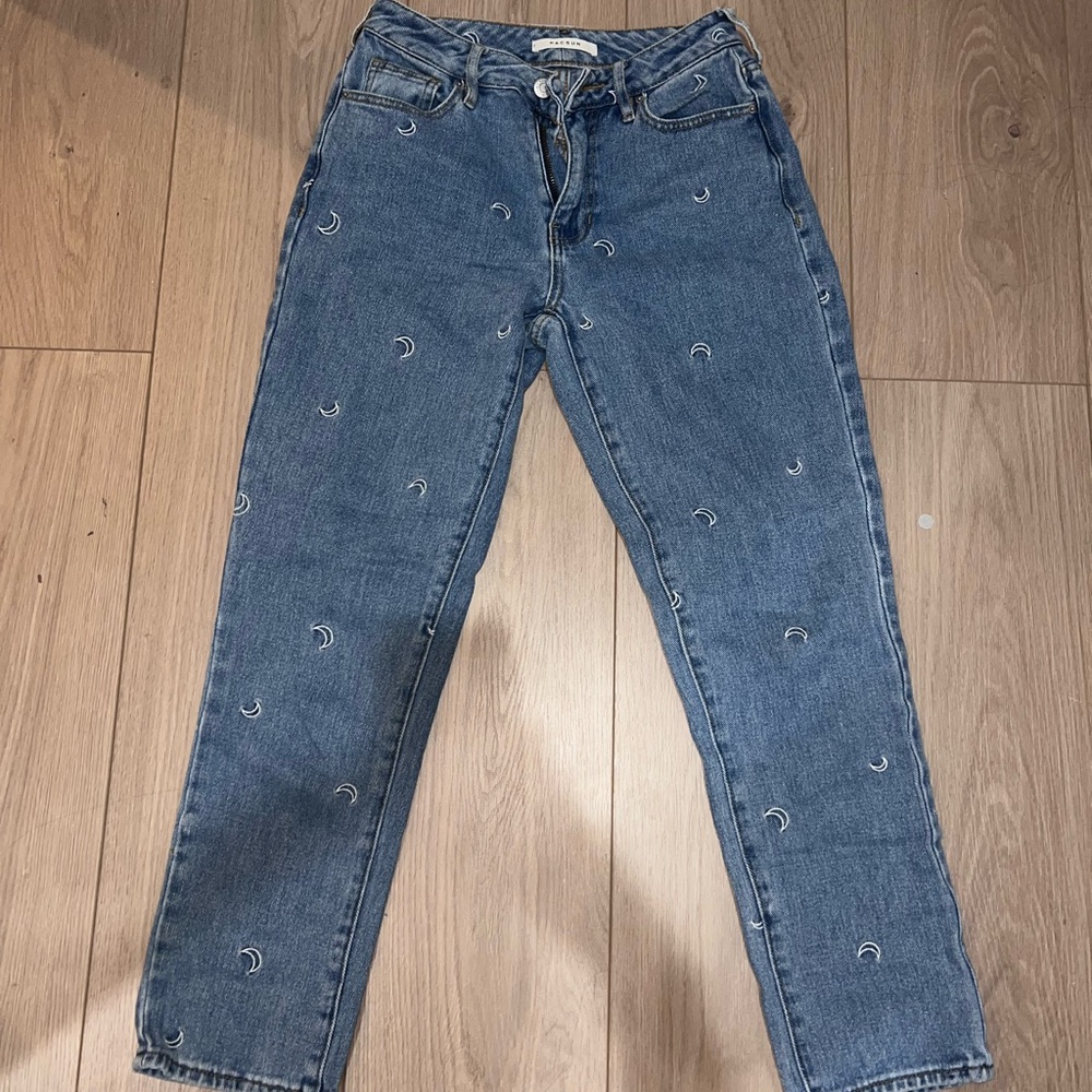 PacSun Blue Straight Leg Jeans with Vintage Appeal